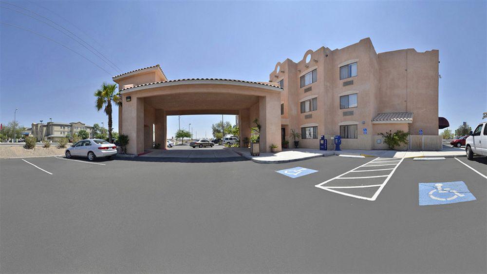 Super 8 By Wyndham Yuma Hotell Eksteriør bilde